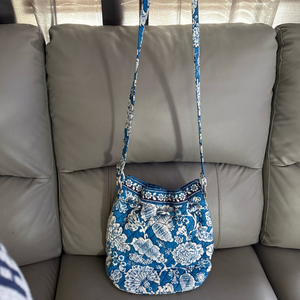 Vera Bradley crossbody bag